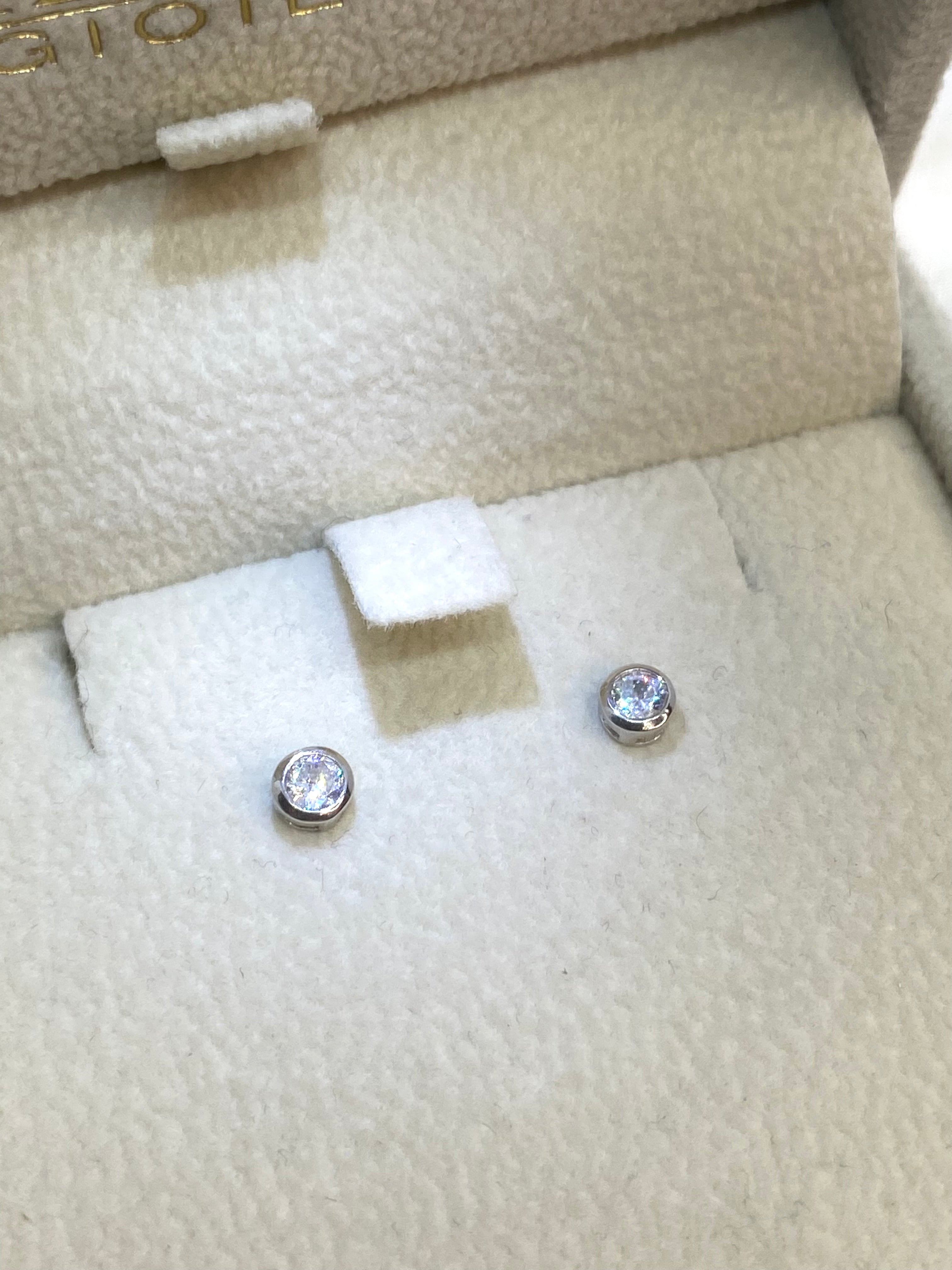 Orecchini punto luce cipollina - Shine Gioielli