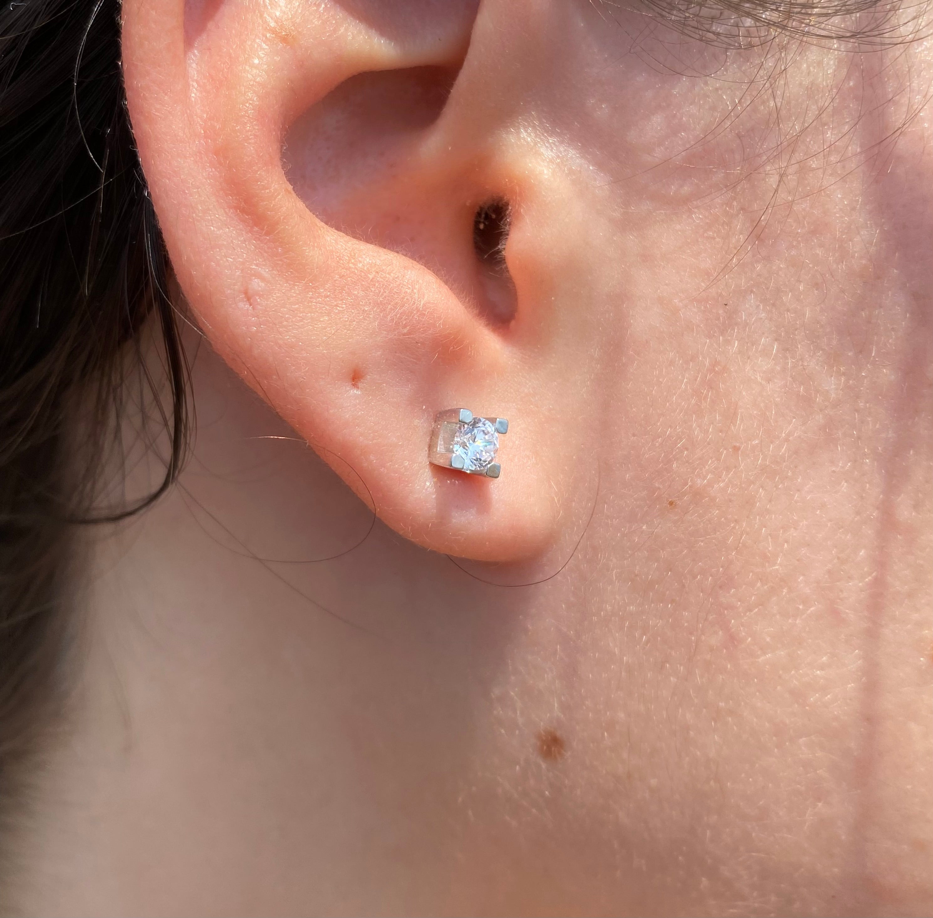 Orecchini punto luce squadrati - Shine Gioielli