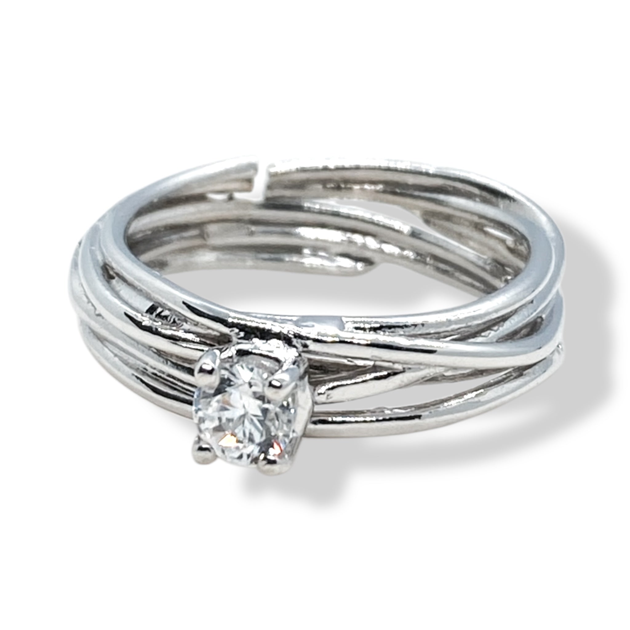 Anello solitario filo della vita