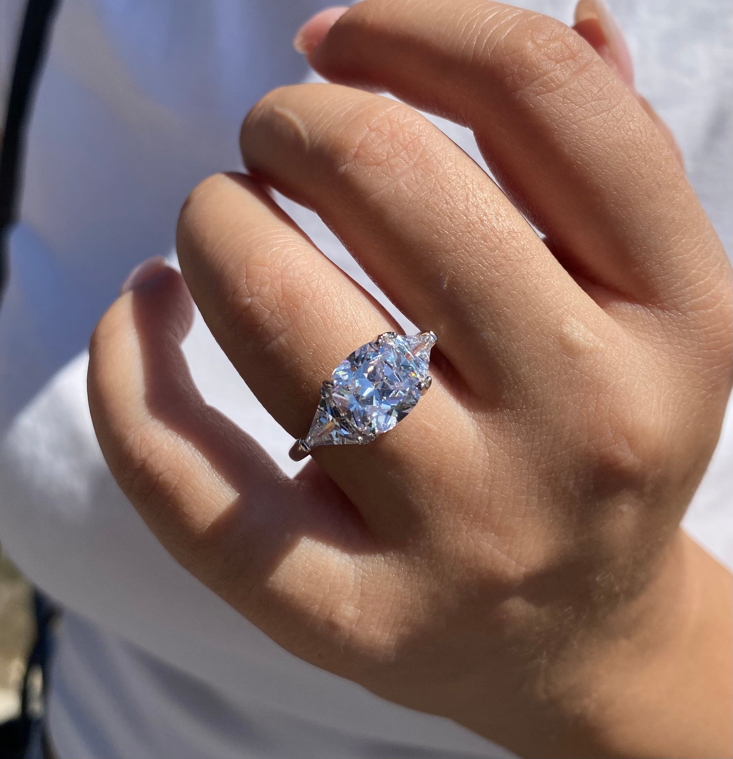 Exclusive luminous ring