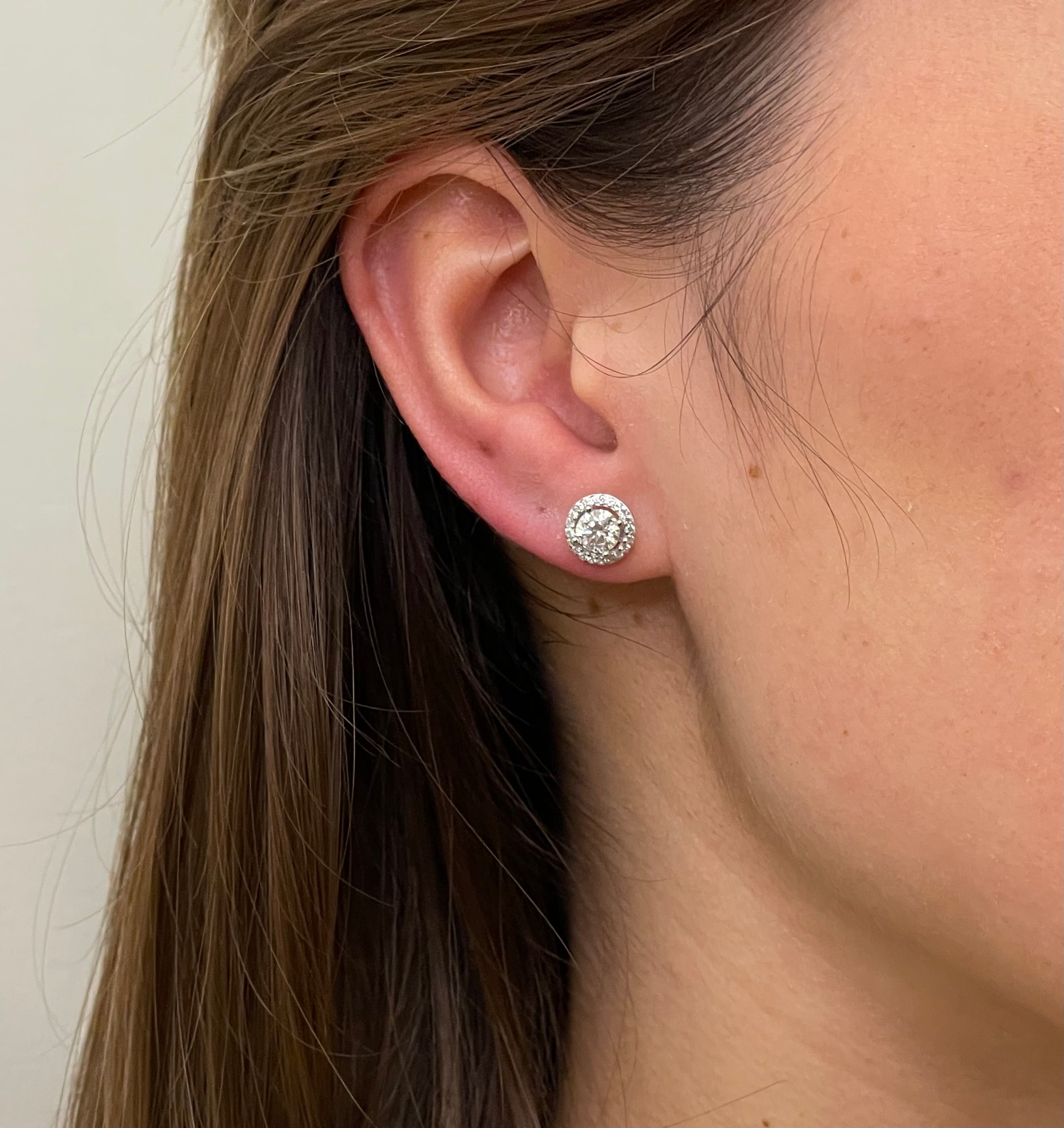 Orecchini punto luce in Moissanite certificata GRA da 0.50ct