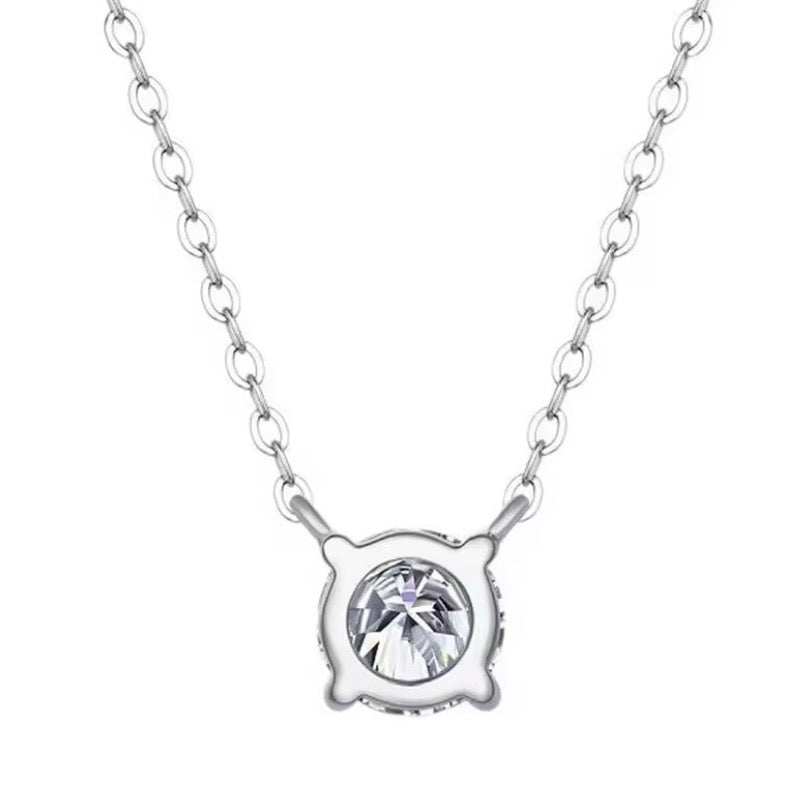 Collana punto luce a quattro punte in moissanite certificata GRA