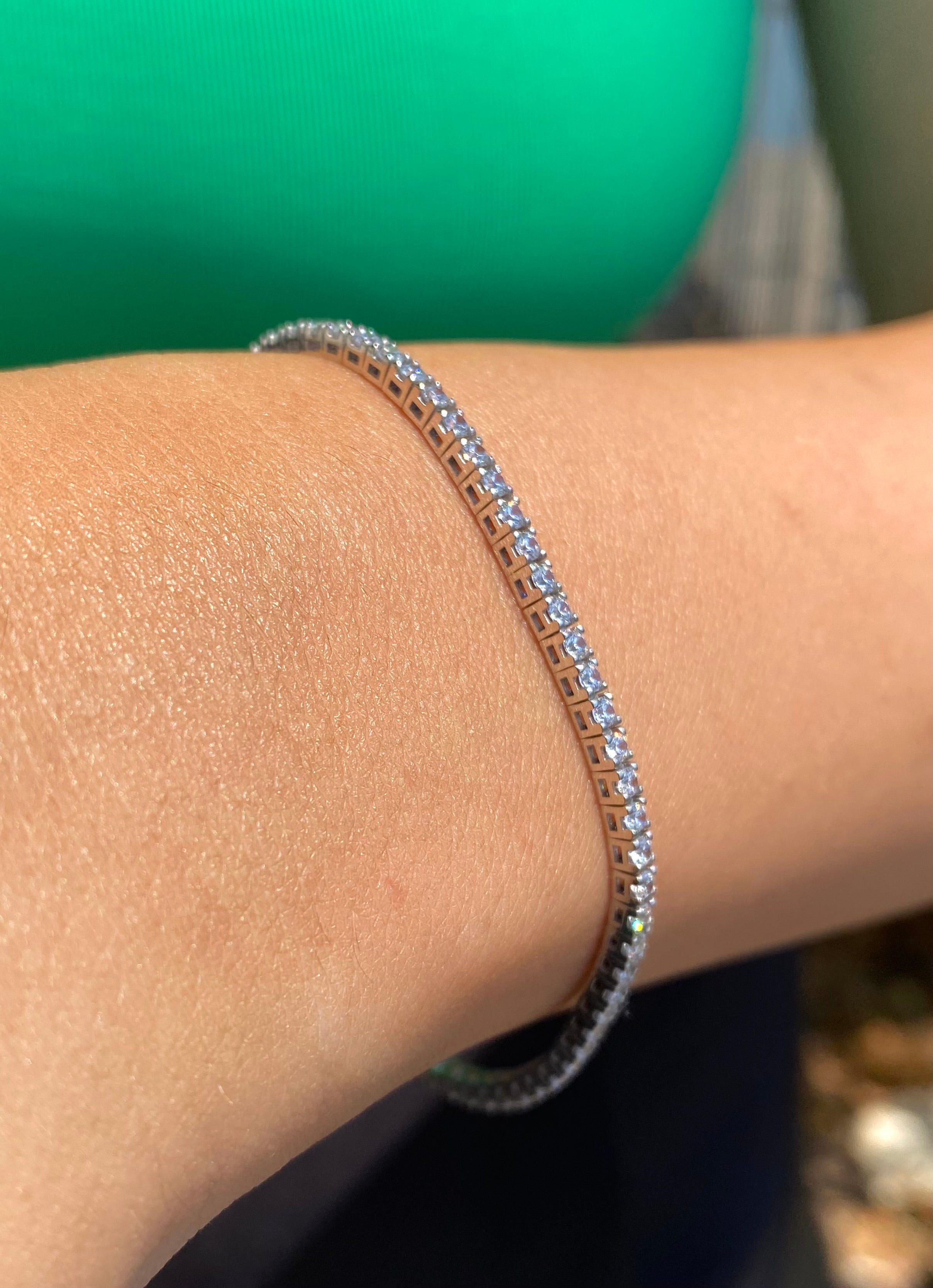 18kt white gold tennis bracelet