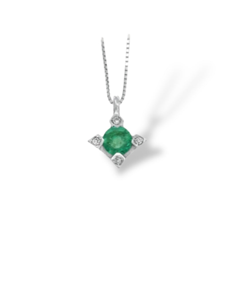 18KT WHITE GOLD NECKLACE WITH NATURAL EMERALD PENDANT AND 0.01 CT PRONG-SET DIAMONDS