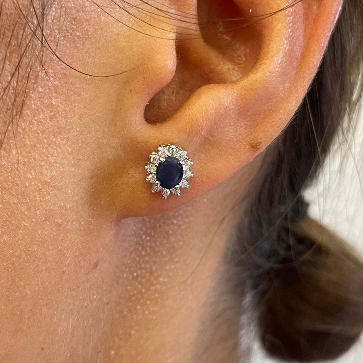 Orecchini halo diamonds