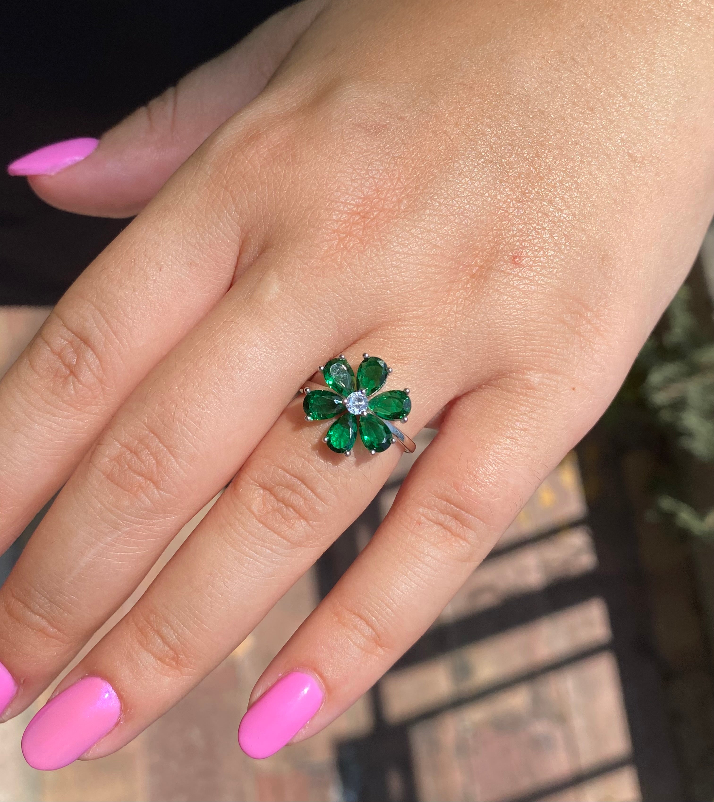Flower ring