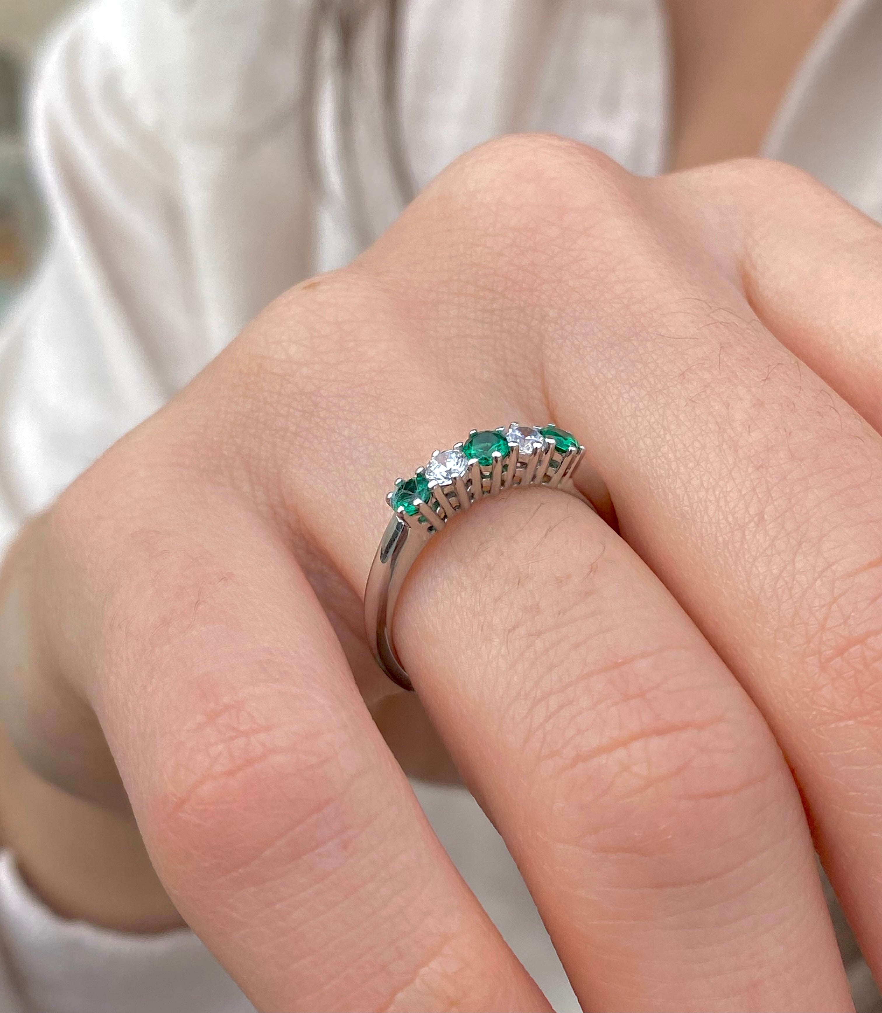 Anello semi Veretta verde smeraldo alternata - Shine Gioielli