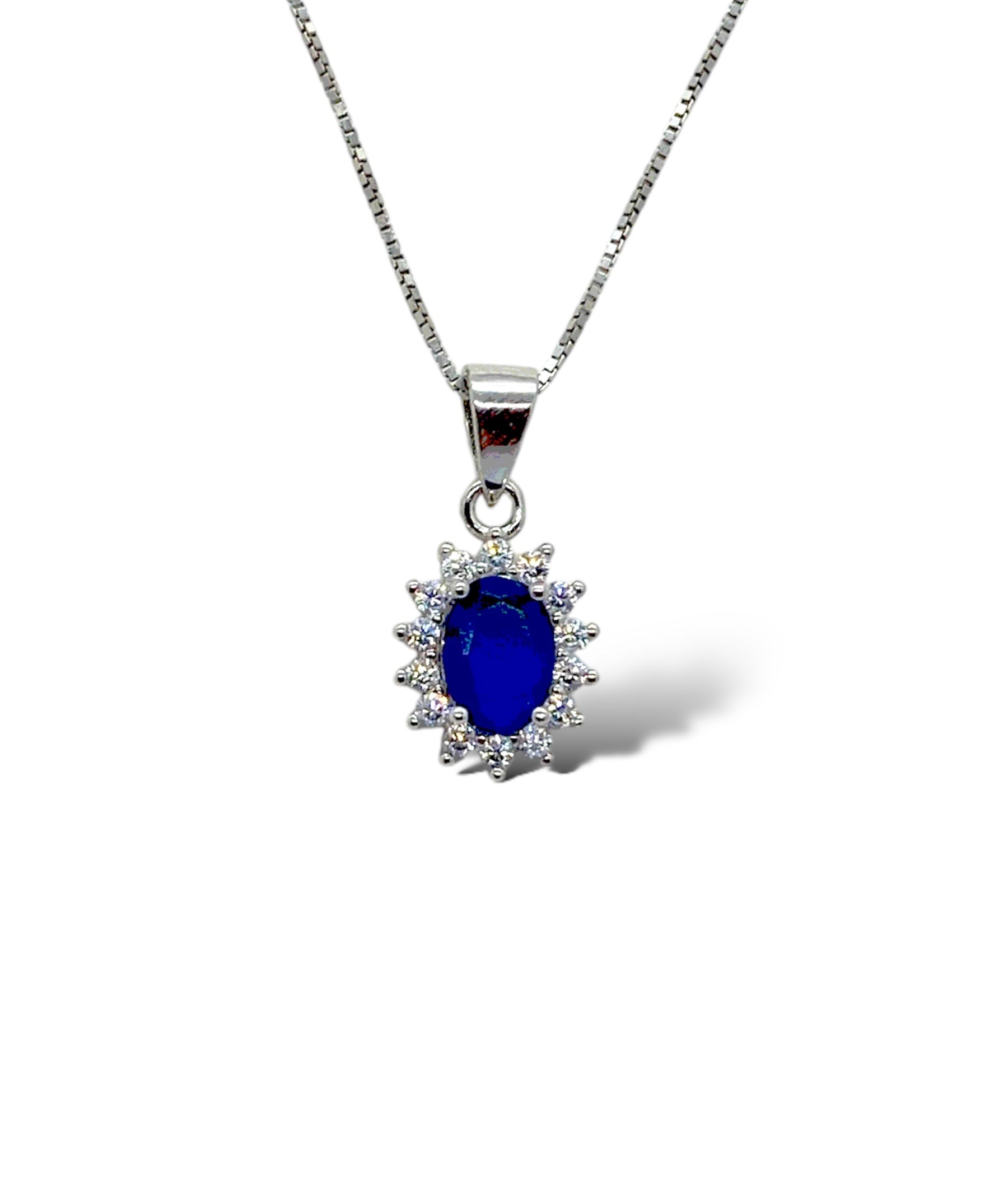 Collana ovale blu scintillante