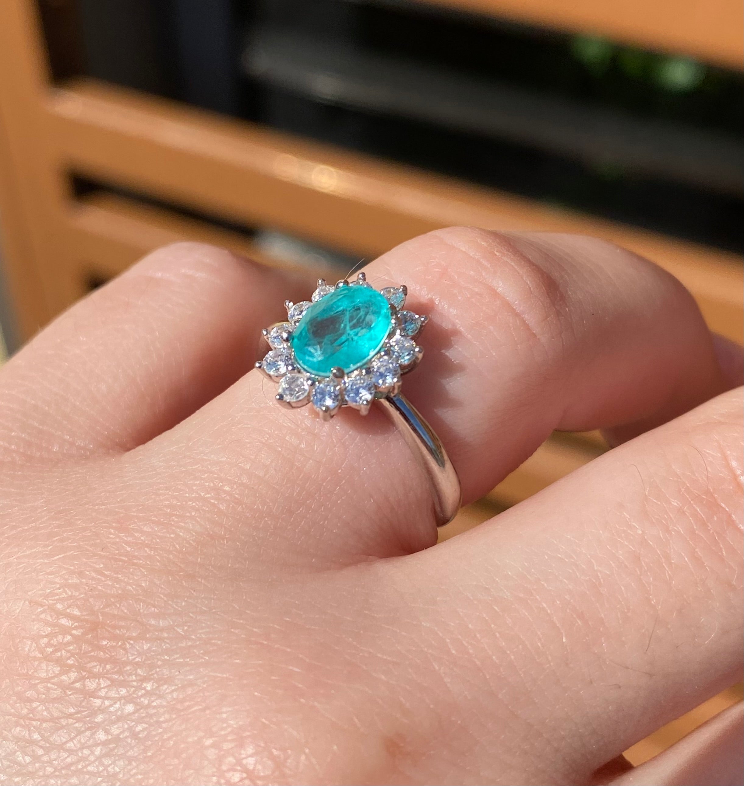 Synthetic Paraiba ring with adjustable size