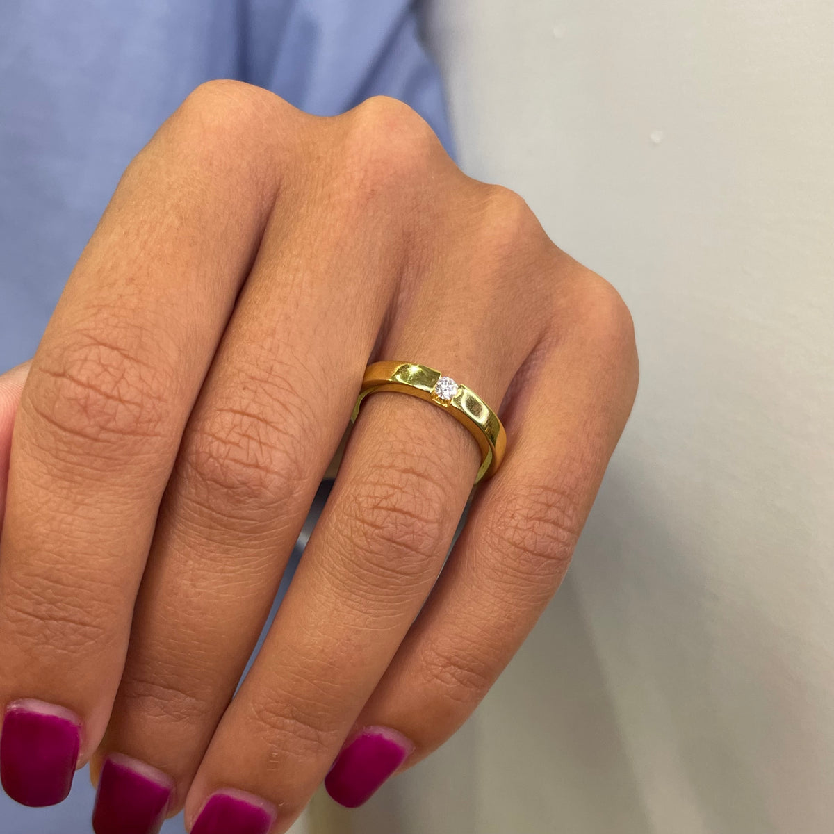 Fede nuziale in oro giallo con diamante 3mm