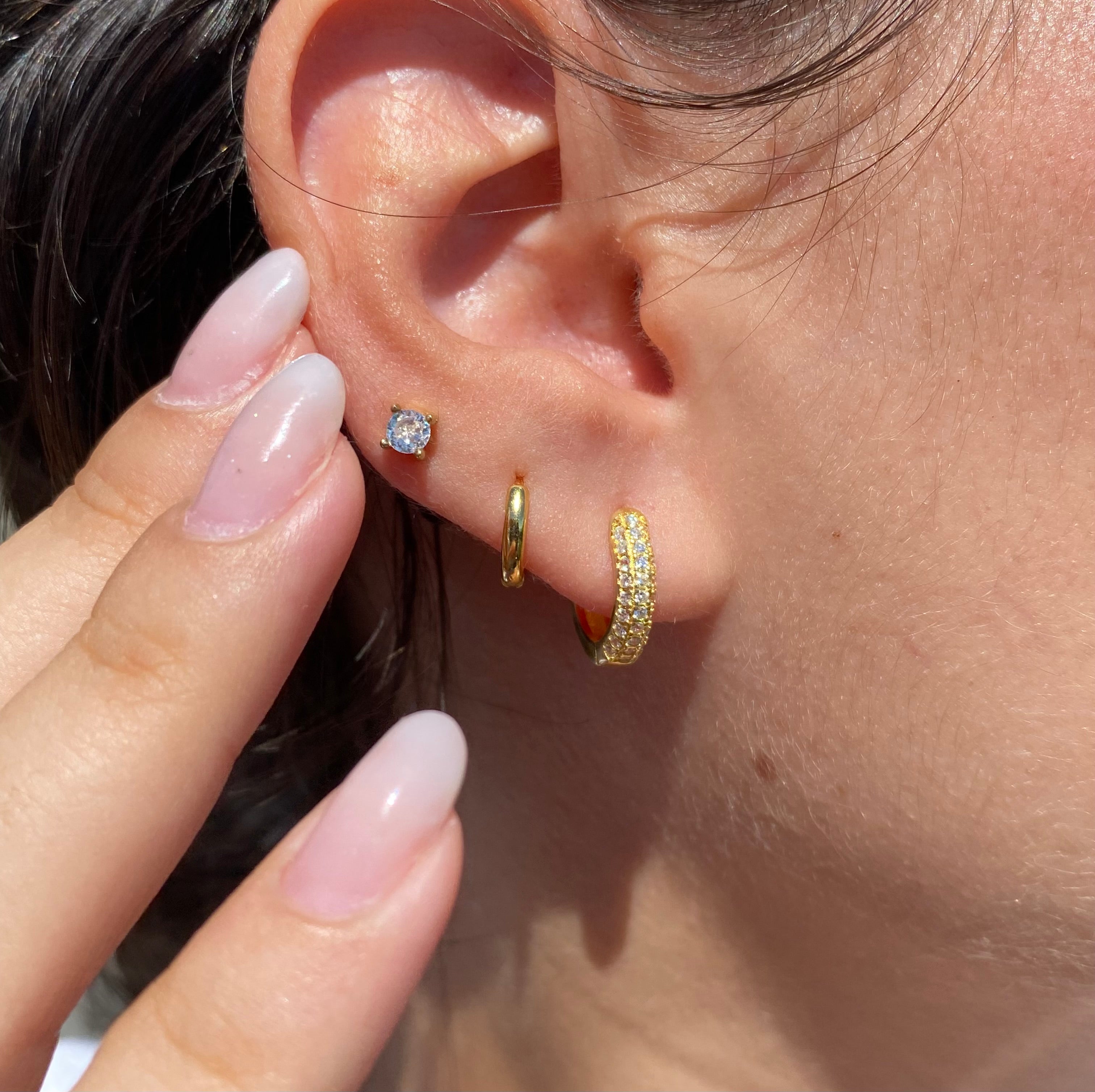 Set of luminous earrings