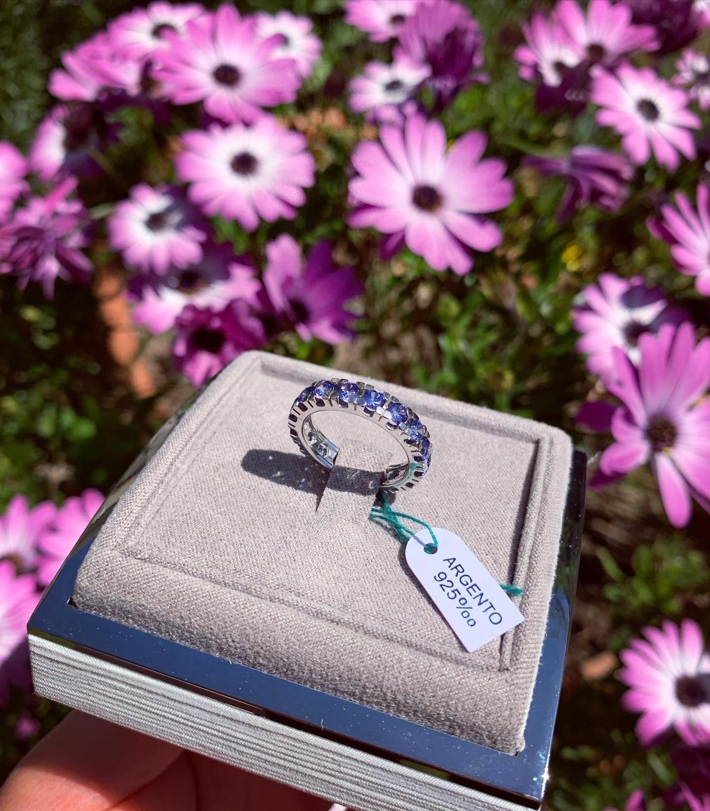 Anello eternity con Tanzanite - Shine Gioielli