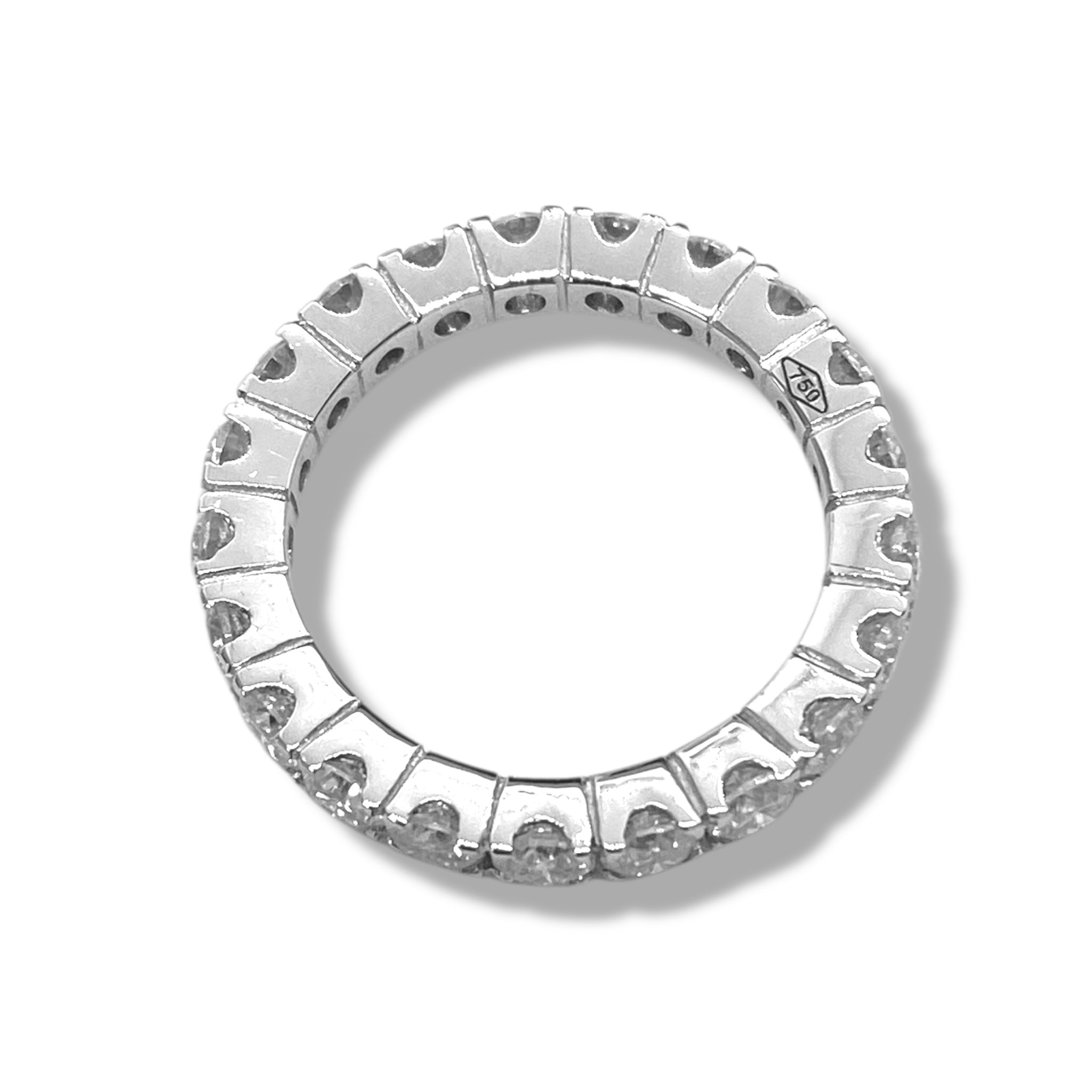 Eternity ring in 18kt white gold and moissanites D color Clarity VVS