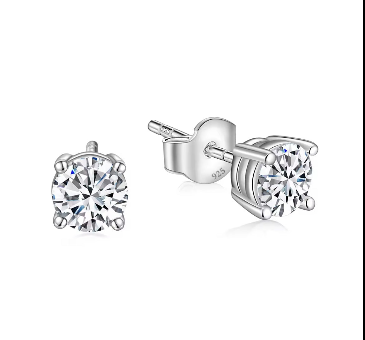 Orecchini punto luce scintillante con moissanite da 0.50CT