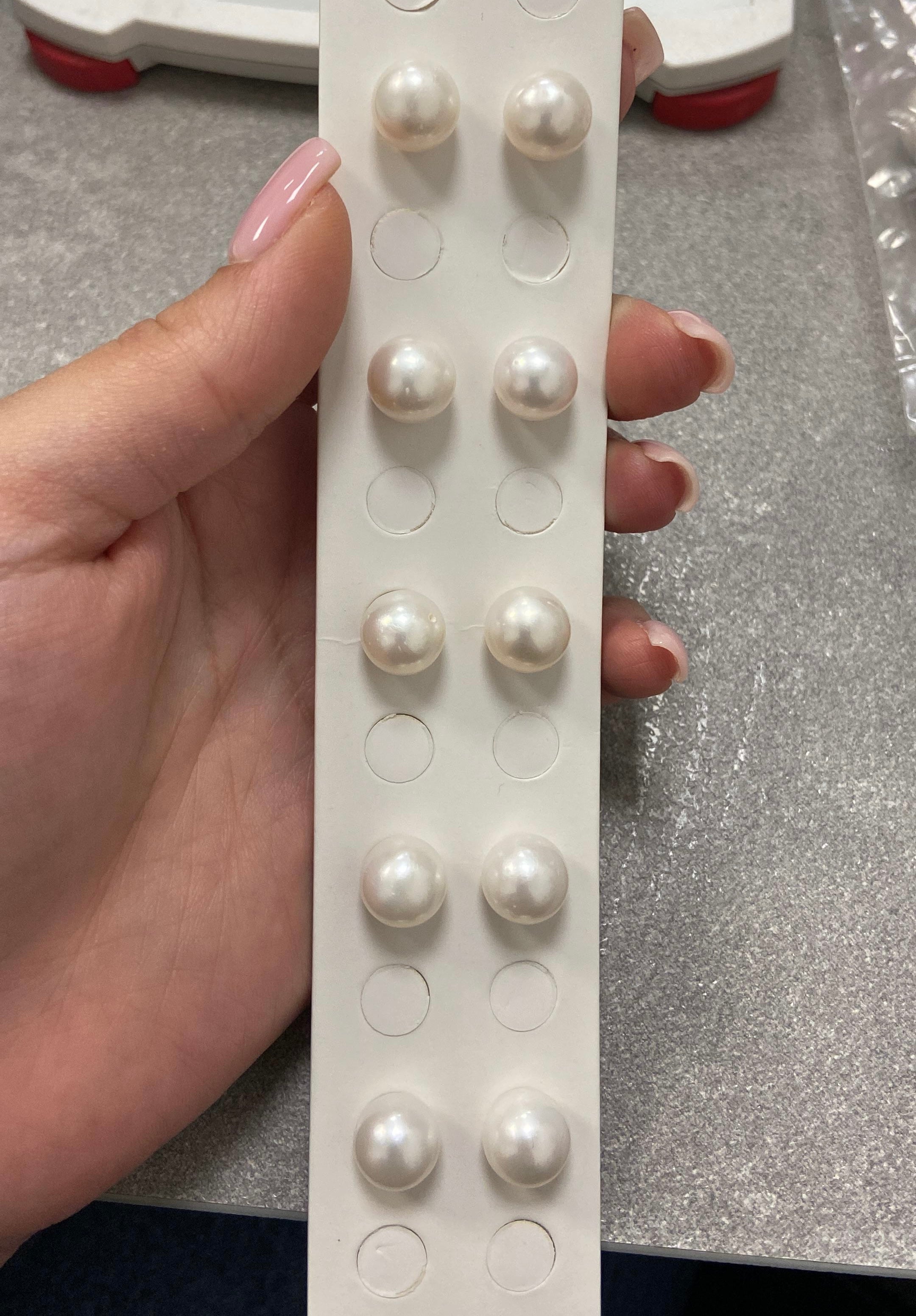 Orecchini in perle di fiume naturali