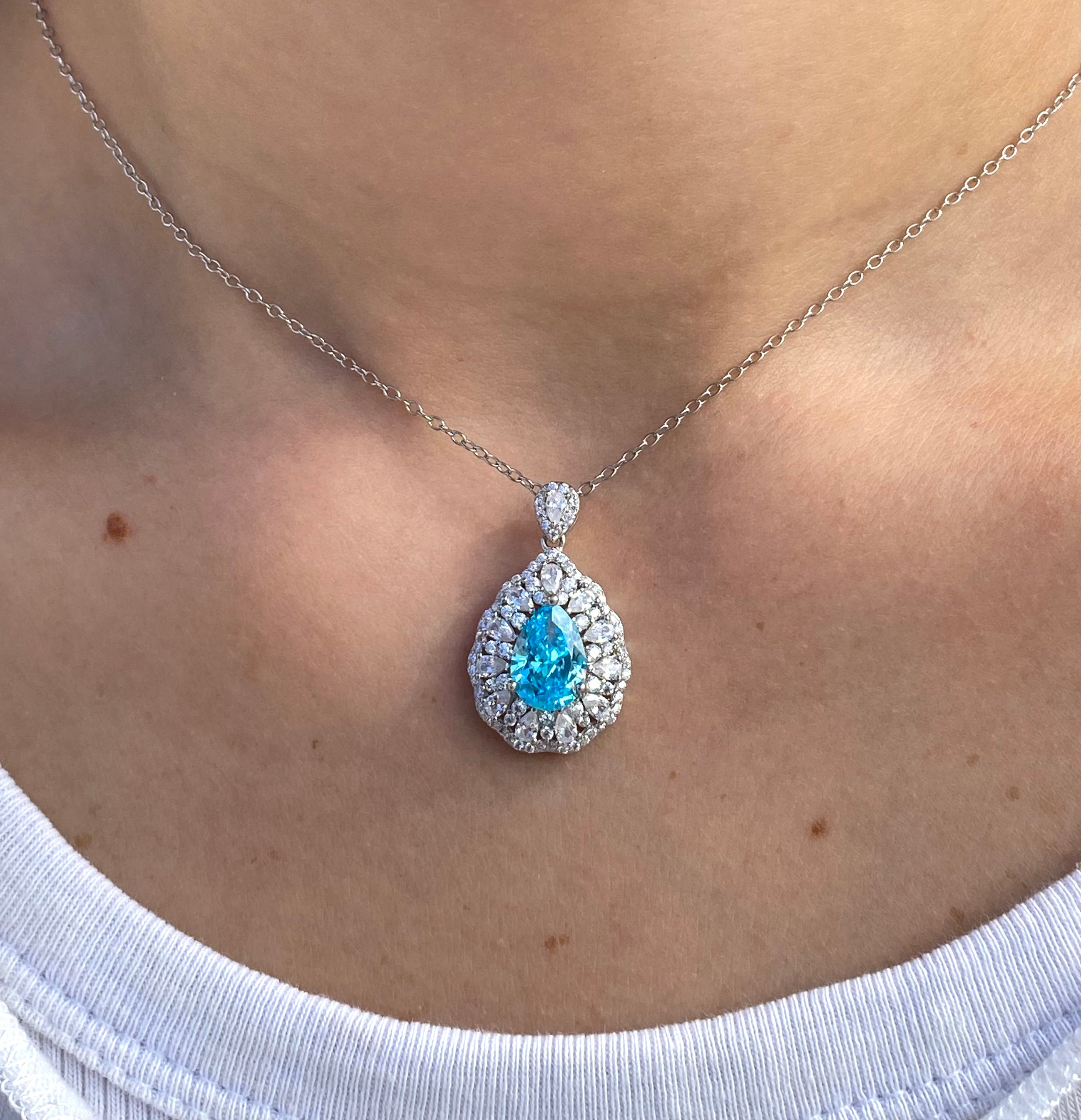 Collana sparkly con paraiba Azzurra sintetica