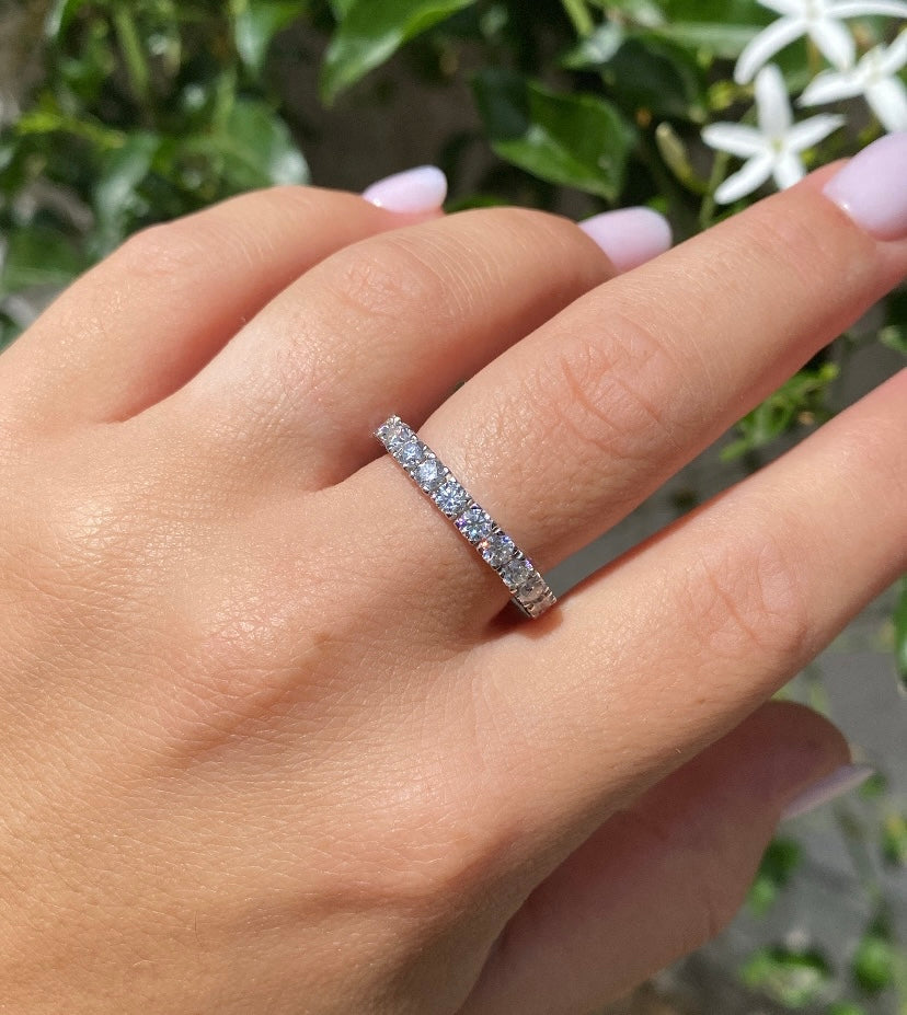 Square setting eternity ring with moissanites