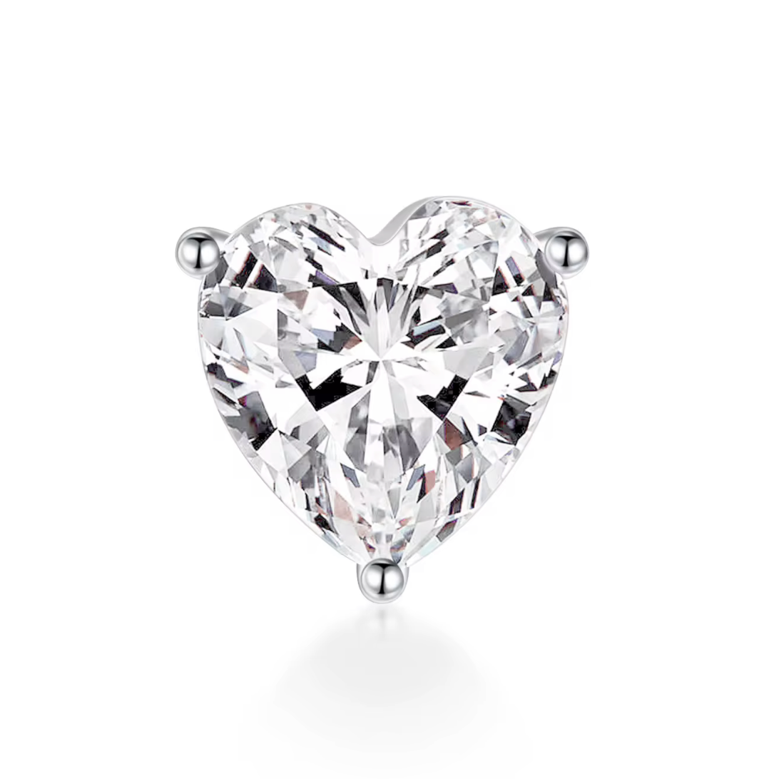 Orecchini punto luce con moissanite taglio cuore certificata