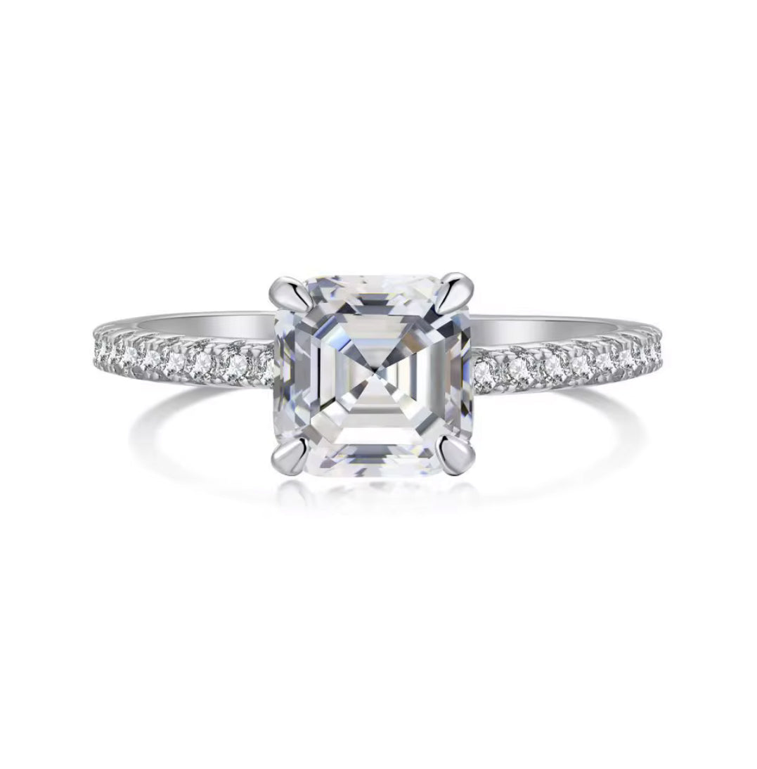 Anello scintillio quadrato