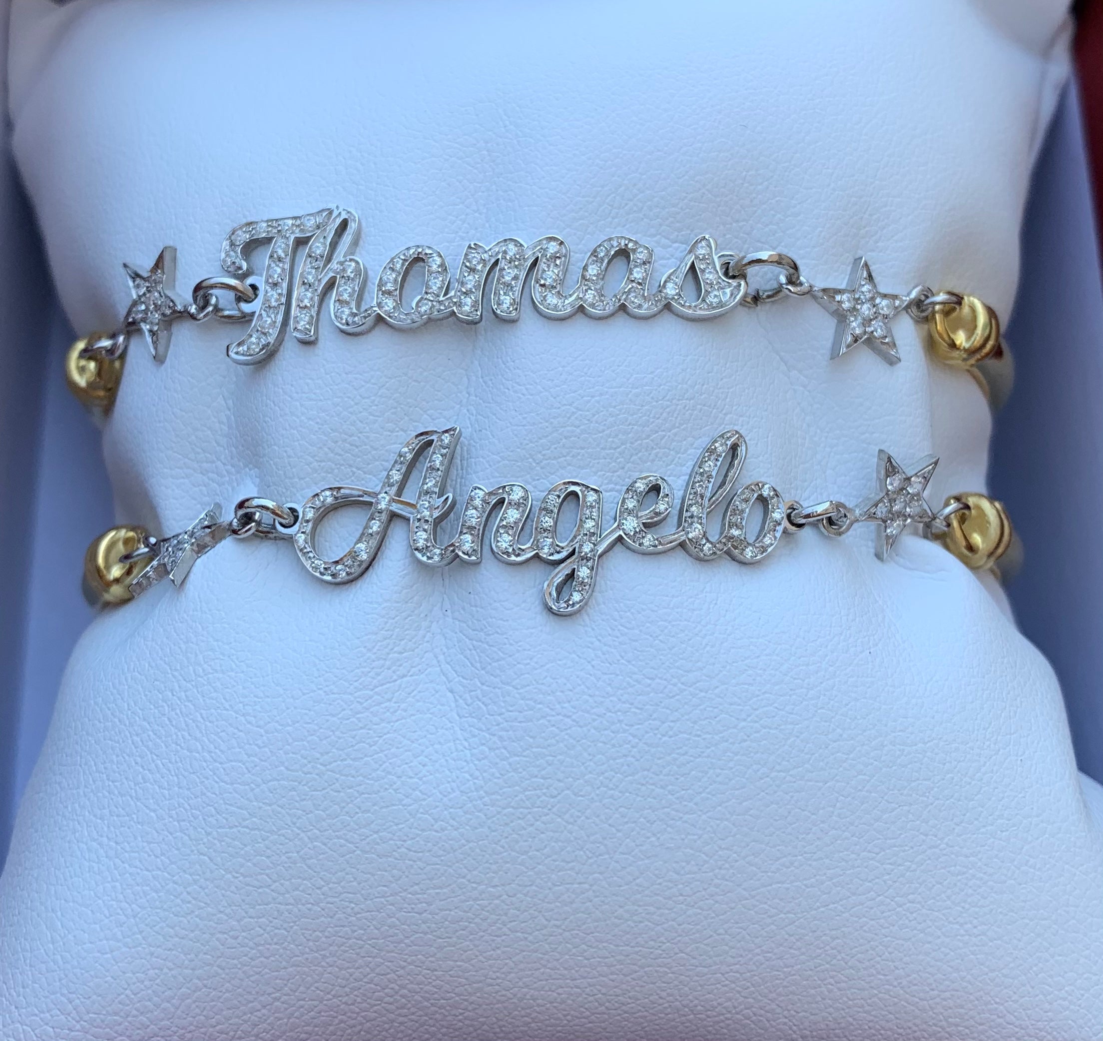 Bracelet with two-tone name